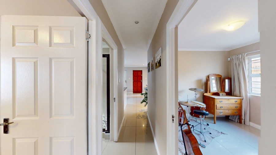 3 Bedroom Property for Sale in Pinelands Eastern Cape